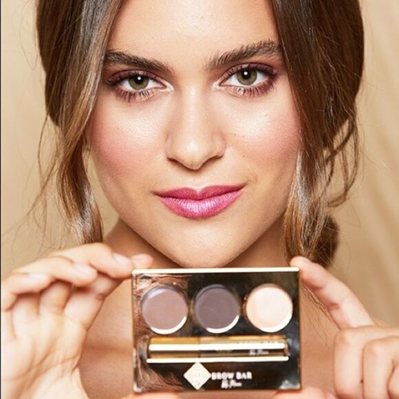 ✨3xHP✨BROW MAKEOVER KIT✨  - Picture 1 of 5